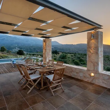 Villa Kaminia Makhairoí